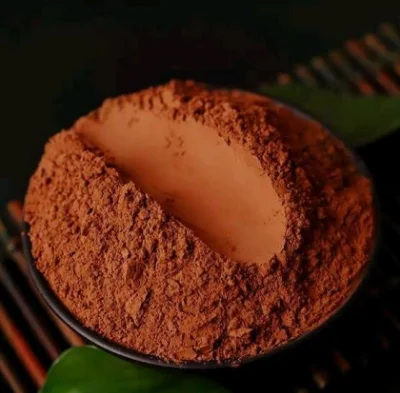 La migliore qualità, la fabbrica di vendita all'ingrosso fornisce cacao in polvere alcalinizzato marrone scuro per bevande calde al cioccolato